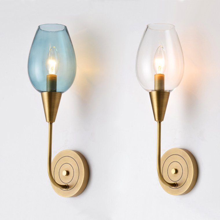 Бра VIOLA WALL Lamp Латунь Голубой пастельный Прозрачное Стекло Бра VIOLA WALL Lamp Латунь Голубой пастельный Прозрачное Стекло в Рязани | Loft Concept