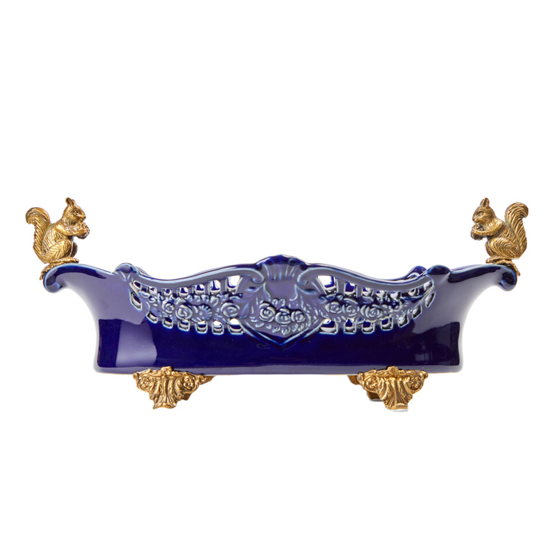 Чаша темно-синего цвета из фарфора с бронзовыми фигурками белок Eden Garden porcelain and bronze Темно-синий Бронза Чаша темно-синего цвета из фарфора с бронзовыми фигурками белок Eden Garden porcelain and bronze Темно-синий Бронза в Рязани | Loft Concept