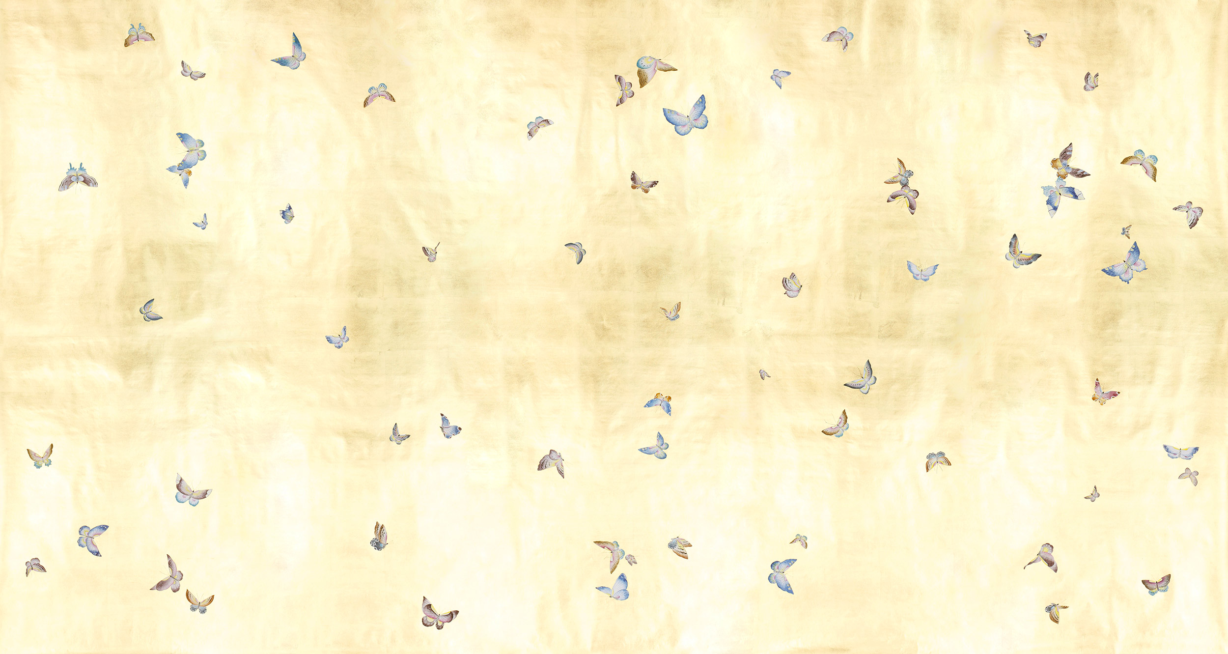 Обои ручная роспись Butterflies Special Colourway on Deep Rich Gold gilded paper Обои ручная роспись Butterflies Special Colourway on Deep Rich Gold gilded paper - постер Loft-Concept в Рязани