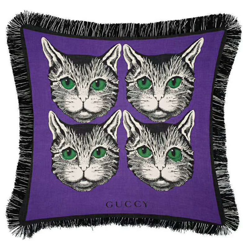 Декоративная подушка с вышивкой Cтиль Gucci Four Cats Violet Фиолетовый Зеленый Черно-белый Декоративная подушка с вышивкой Cтиль Gucci Four Cats Violet Фиолетовый Зеленый Черно-белый в Рязани | Loft Concept