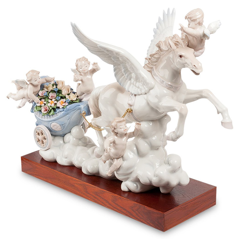 Статуэтка фарфоровая Небесная колесница Charming Statuette Белый Розовый Голубой Зеленый Бежевый Коричневый Статуэтка фарфоровая Небесная колесница Charming Statuette Белый Розовый Голубой Зеленый Бежевый Коричневый в Рязани | Loft Concept