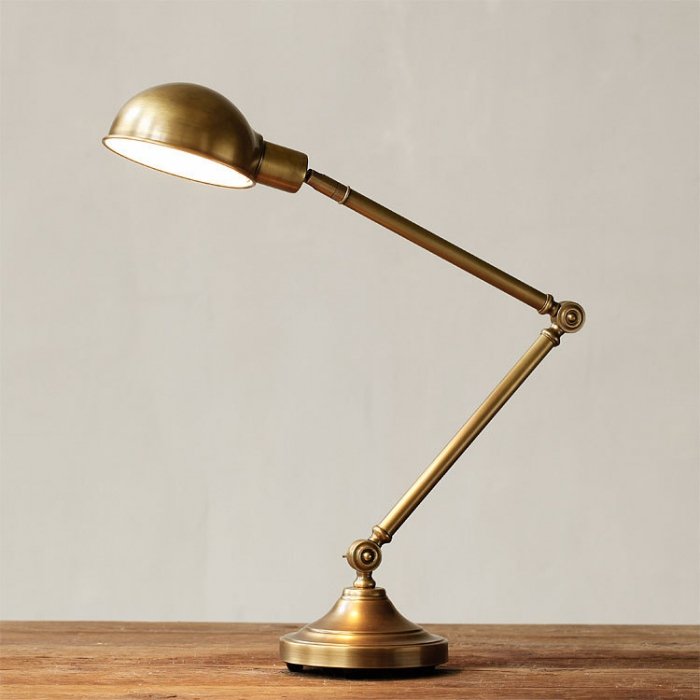 Настольная лампа Brass Vintage Loft Table Lamp Латунь Настольная лампа Brass Vintage Loft Table Lamp Латунь в Рязани | Loft Concept
