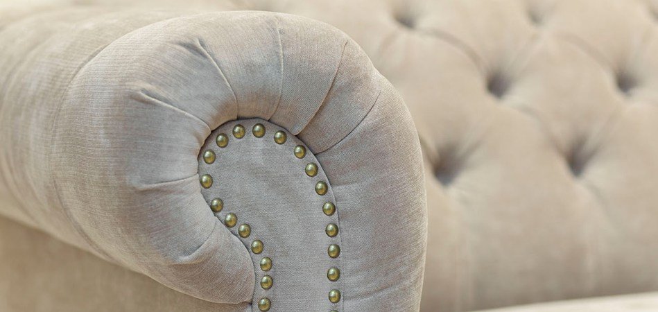 Диван велюровый бежевый трехместный Button Beige Диван велюровый бежевый трехместный Button Beige - Loft-Concept в Рязани
