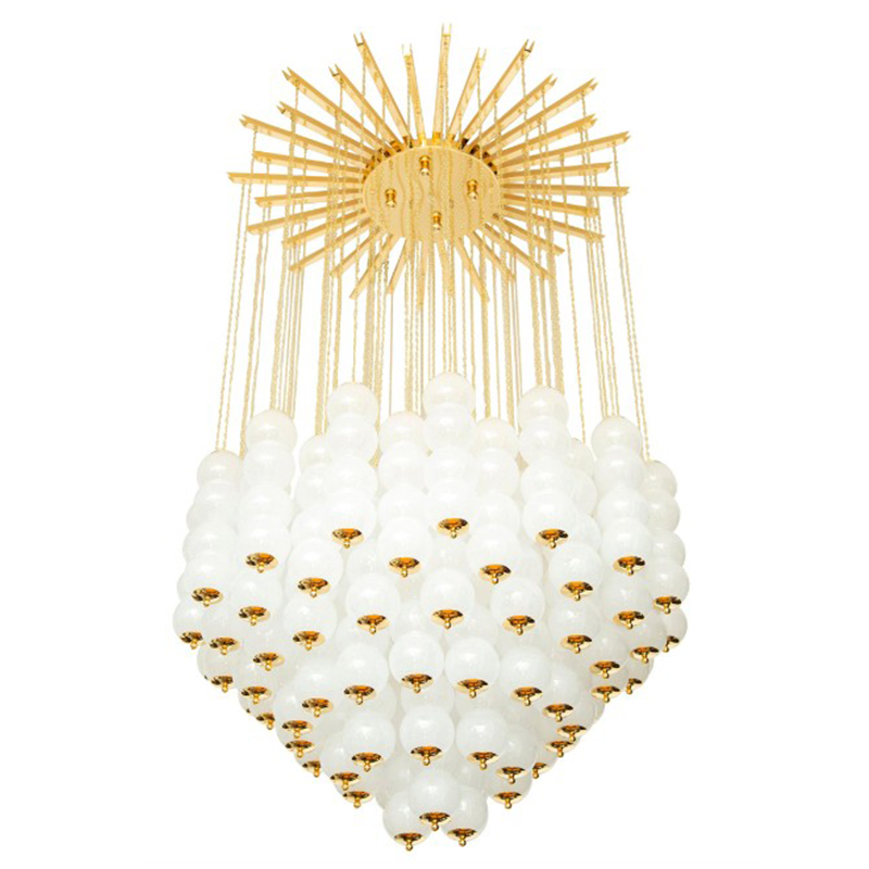 Дизайнерская Люстра Модерн середины ХХ века Flushmount Murano White Glass and Brass Ceiling Light Белый Латунь Дизайнерская Люстра Модерн середины ХХ века Flushmount Murano White Glass and Brass Ceiling Light Белый Латунь в Рязани | Loft Concept