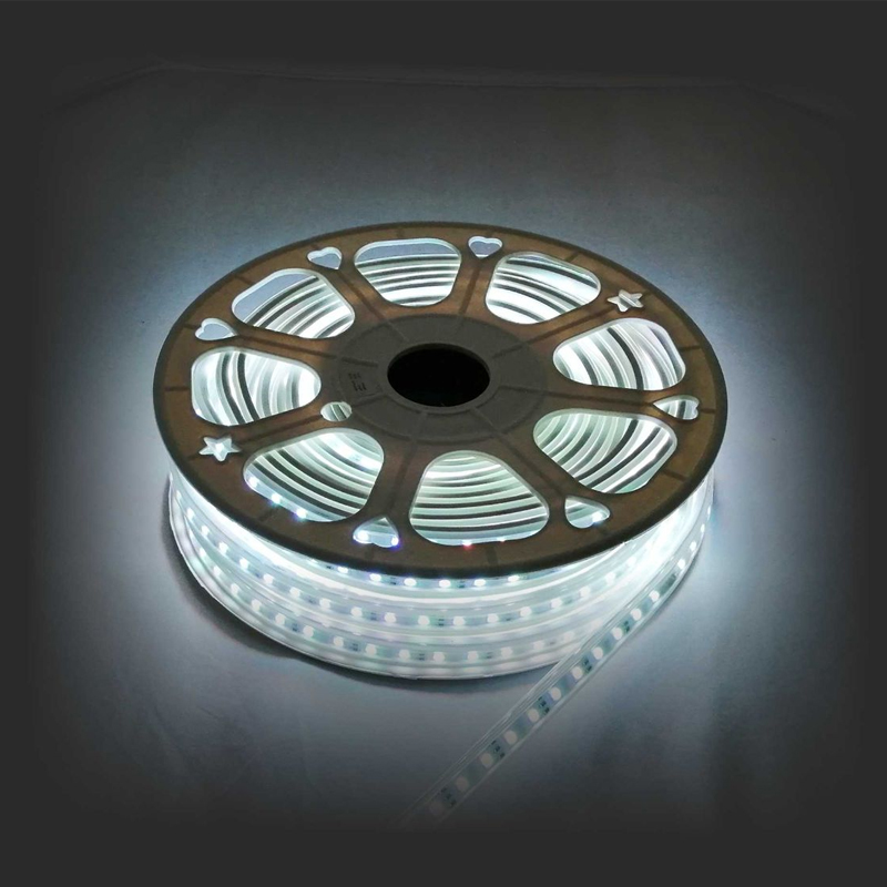 Светодиодная влагозащищенная лента 12W/m 60LED/m 5050SMD разноцветная 15M Белый Светодиодная влагозащищенная лента 12W/m 60LED/m 5050SMD разноцветная 15M Белый в Рязани | Loft Concept