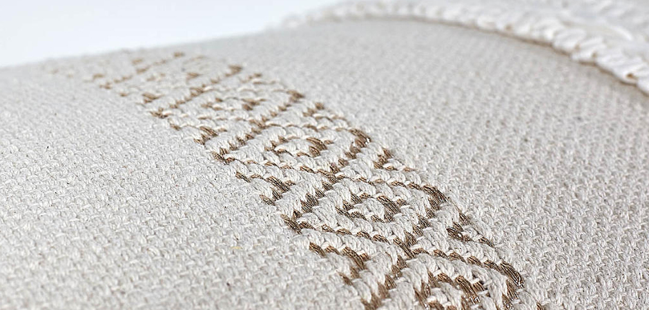 Оттоманка Ivory Kilim Ornament Оттоманка Ivory Kilim Ornament - Loft-Concept в Рязани