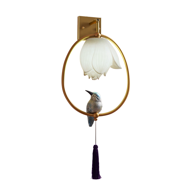 Бра White Flower and bird Sconce Глянцевое золото Белый Синий Бра White Flower and bird Sconce Глянцевое золото Белый Синий в Рязани | Loft Concept
