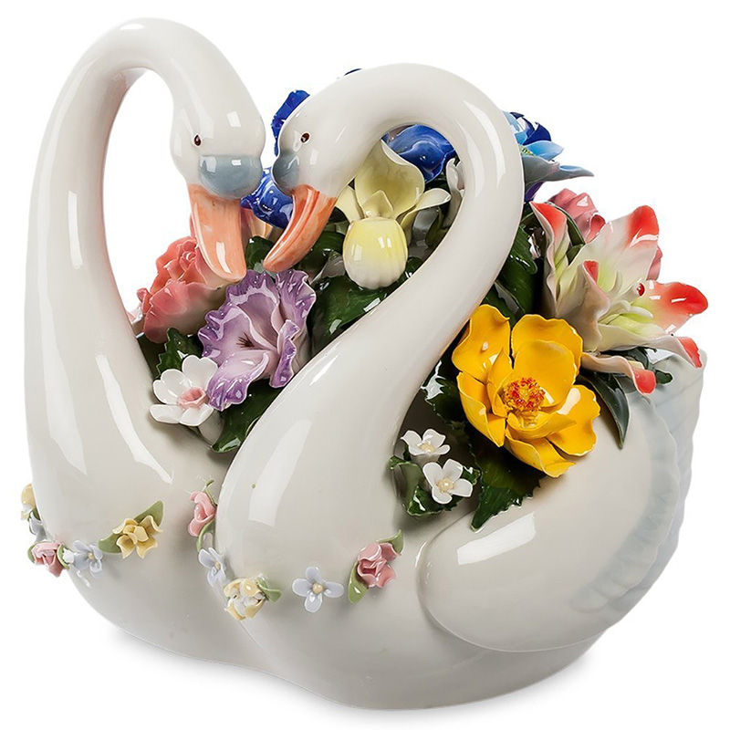 Статуэтка фарфоровая Лебеди с цветами Charming Statuette Белый Красный Голубой Желтый Сиреневый Розовый в Рязани | Loft Concept 
