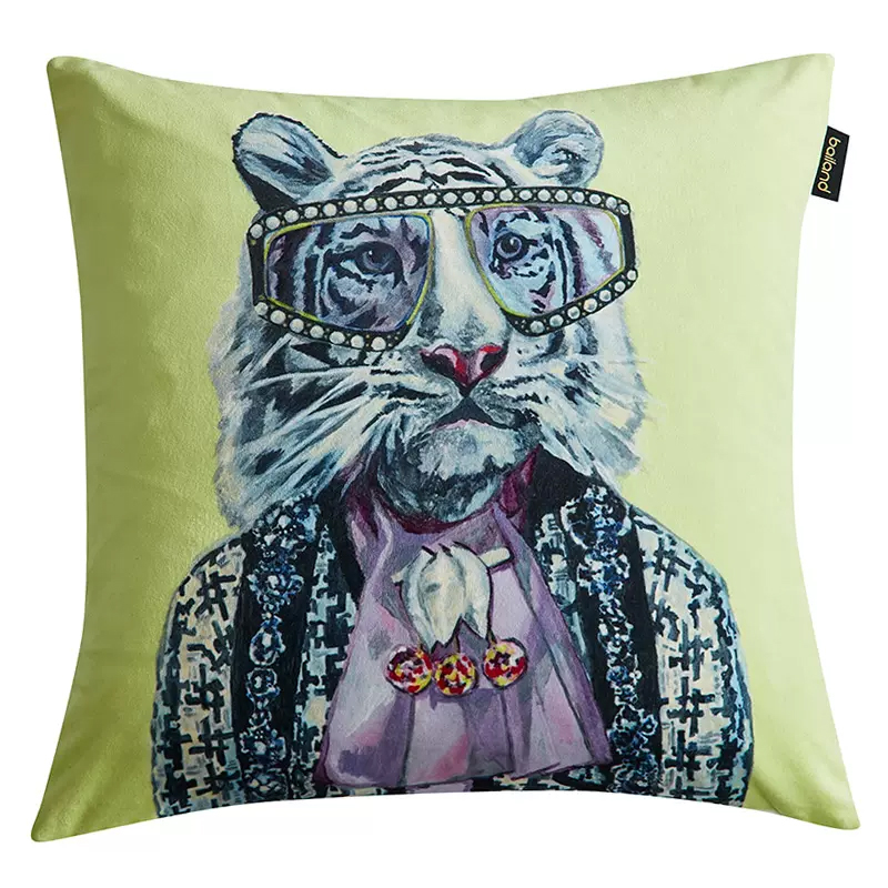 Декоративная подушка Стиль Gucci Tiger Cushion Green Салатовый Сиреневый Мульти Декоративная подушка Стиль Gucci Tiger Cushion Green Салатовый Сиреневый Мульти в Рязани | Loft Concept