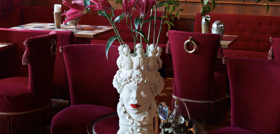 Ваза VASE MORO LADY LIPSTICK Ваза VASE MORO LADY LIPSTICK - Loft-Concept в Рязани