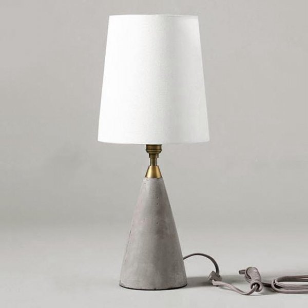 Настольная лампа Concrete Stone Table Lamp Cone Серый Настольная лампа Concrete Stone Table Lamp Cone Серый в Рязани | Loft Concept