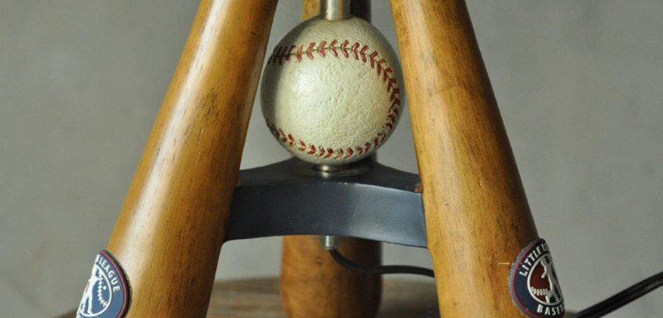 Настольная лампа Baseball vintage Настольная лампа Baseball vintage - Loft-Concept в Рязани