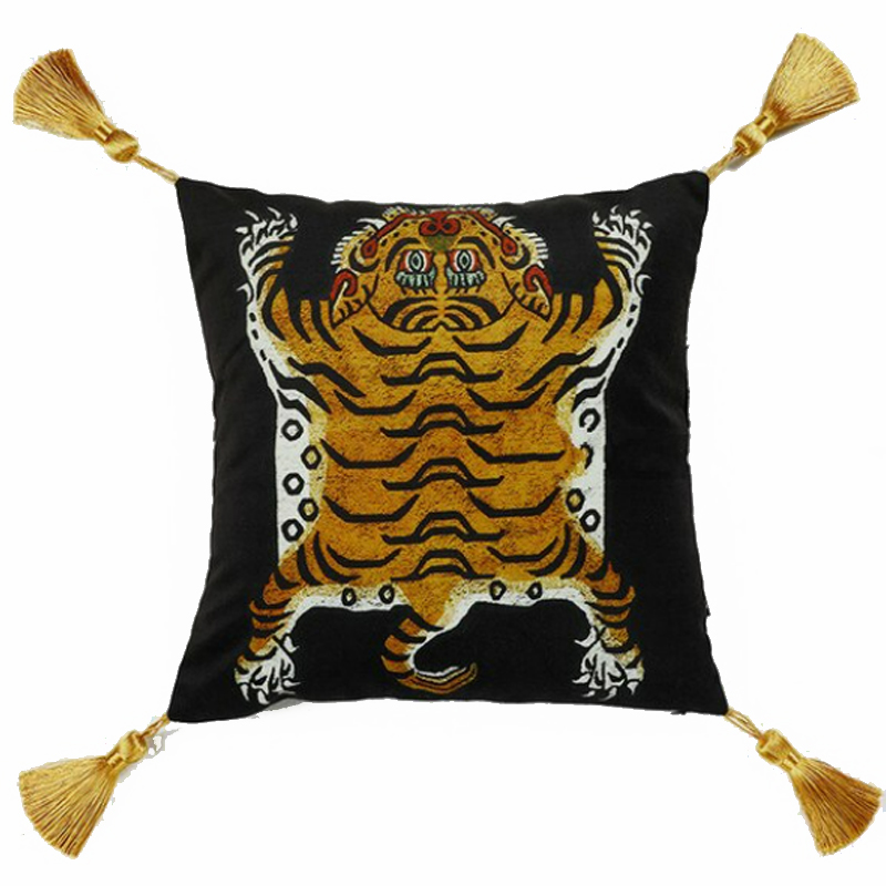 Черная Подушка Тибетский Тигр TIBETAN TIGER Бежевый Черный Черная Подушка Тибетский Тигр TIBETAN TIGER Бежевый Черный в Рязани | Loft Concept