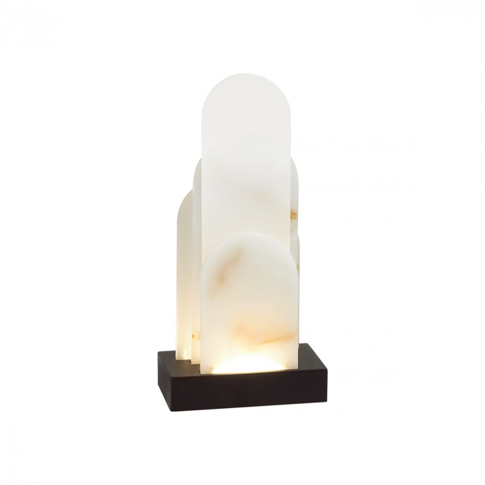 Настольная лампа с белыми вертикальными элементами Alabaster Totem Латунь сатинированная Прозрачное Стекло Бежевый Настольная лампа с белыми вертикальными элементами Alabaster Totem Латунь сатинированная Прозрачное Стекло Бежевый в Рязани | Loft Concept