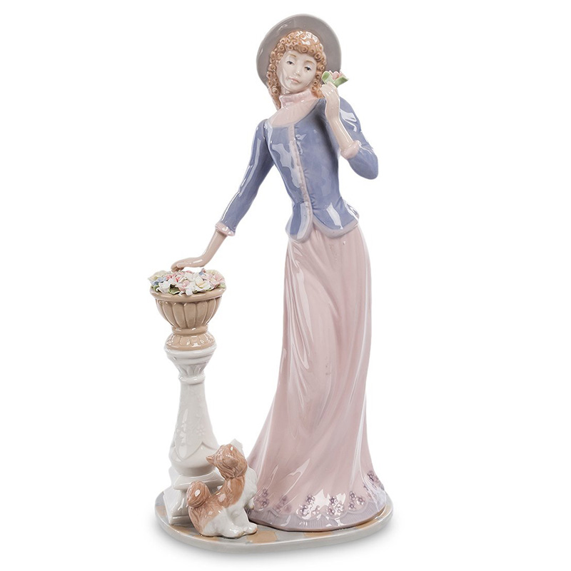 Статуэтка фарфоровая Леди Charming Statuette Белый Розовый Серо-голубой Бежевый Статуэтка фарфоровая Леди Charming Statuette Белый Розовый Серо-голубой Бежевый в Рязани | Loft Concept