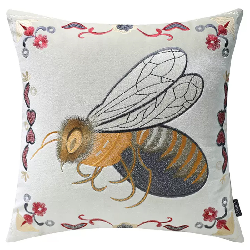 Декоративная подушка с вышивкой Пчела Стиль Gucci Bee Pillow Бежевый Мульти Декоративная подушка с вышивкой Пчела Стиль Gucci Bee Pillow Бежевый Мульти в Рязани | Loft Concept