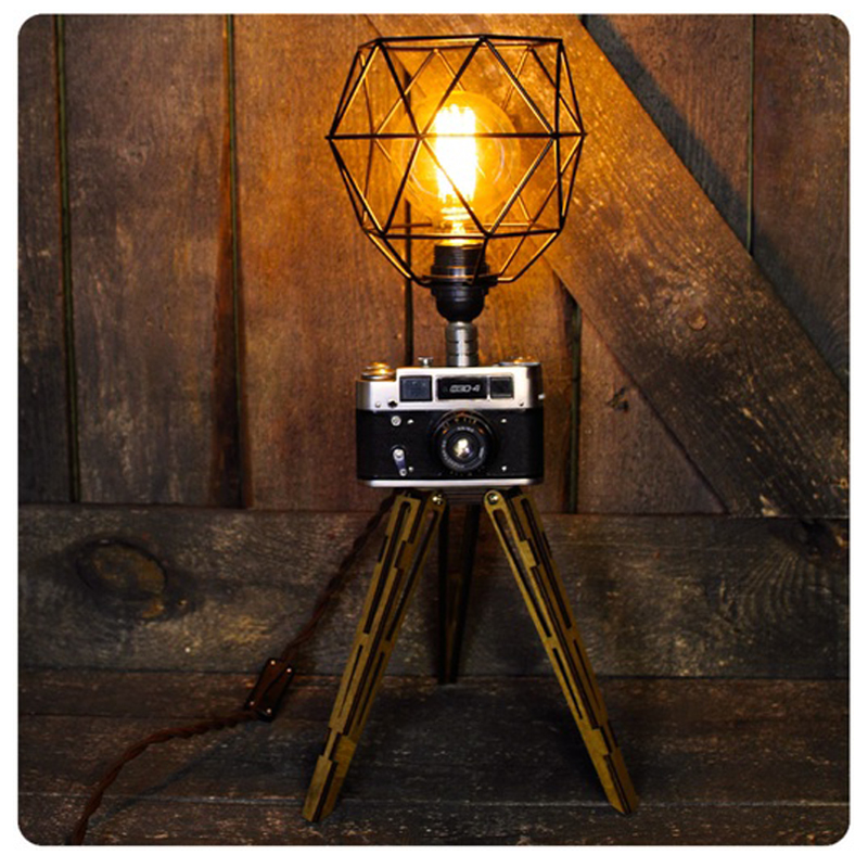 Настольная лампа Retro Camera Черный Настольная лампа Retro Camera Черный в Рязани | Loft Concept
