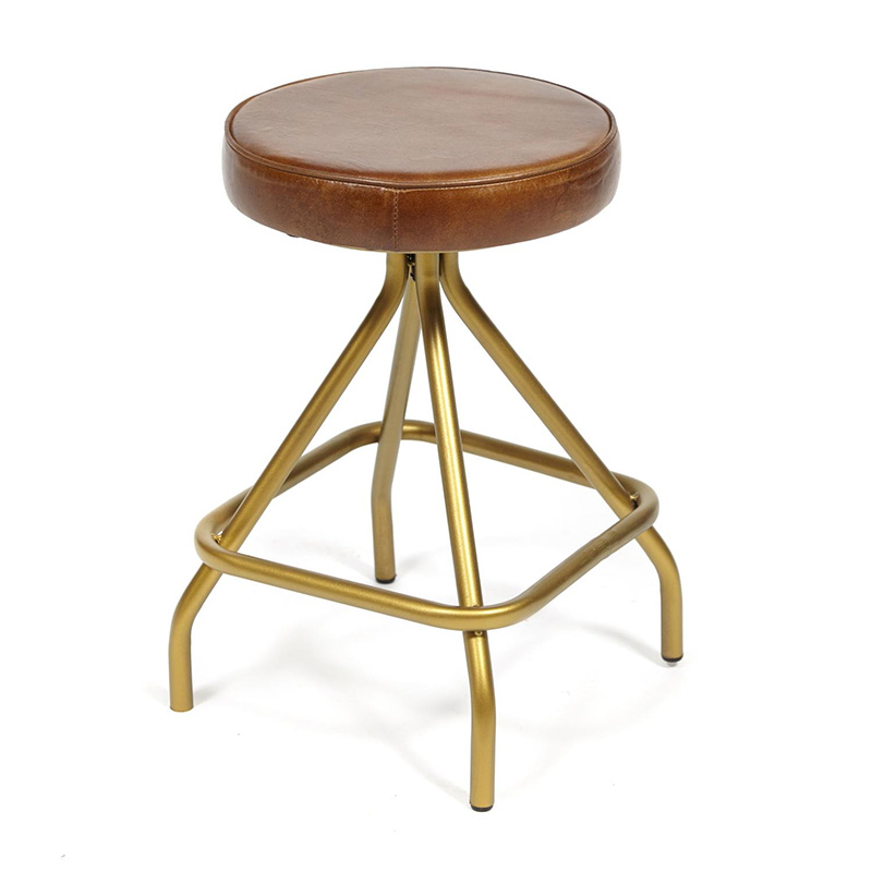 Стул из кожи буйвола Industrial leather stool Коричневый Латунь Стул из кожи буйвола Industrial leather stool Коричневый Латунь в Рязани | Loft Concept