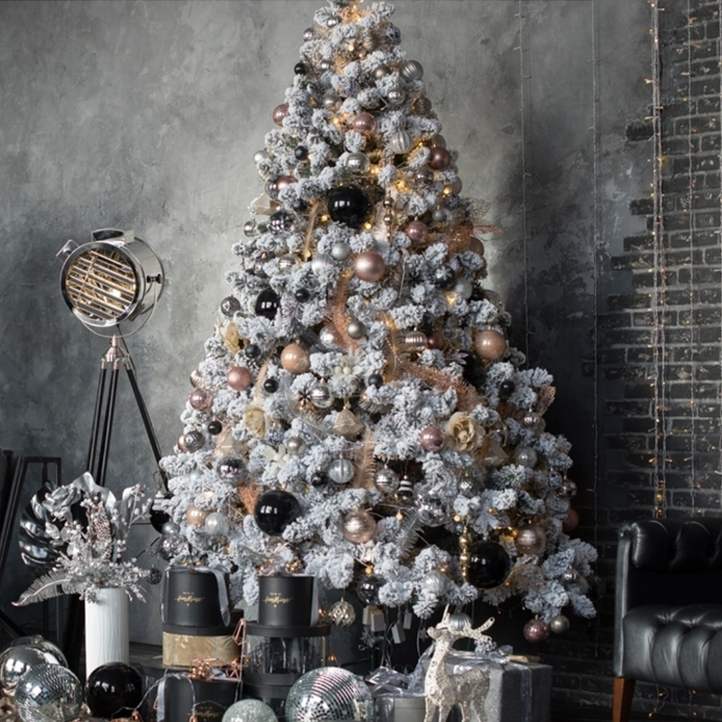 Елка Дизайнерская Украшенная Черным и Золотым декором Christmas tree Black and Gold Золотой Белый Черный Елка Дизайнерская Украшенная Черным и Золотым декором Christmas tree Black and Gold Золотой Белый Черный в Рязани | Loft Concept