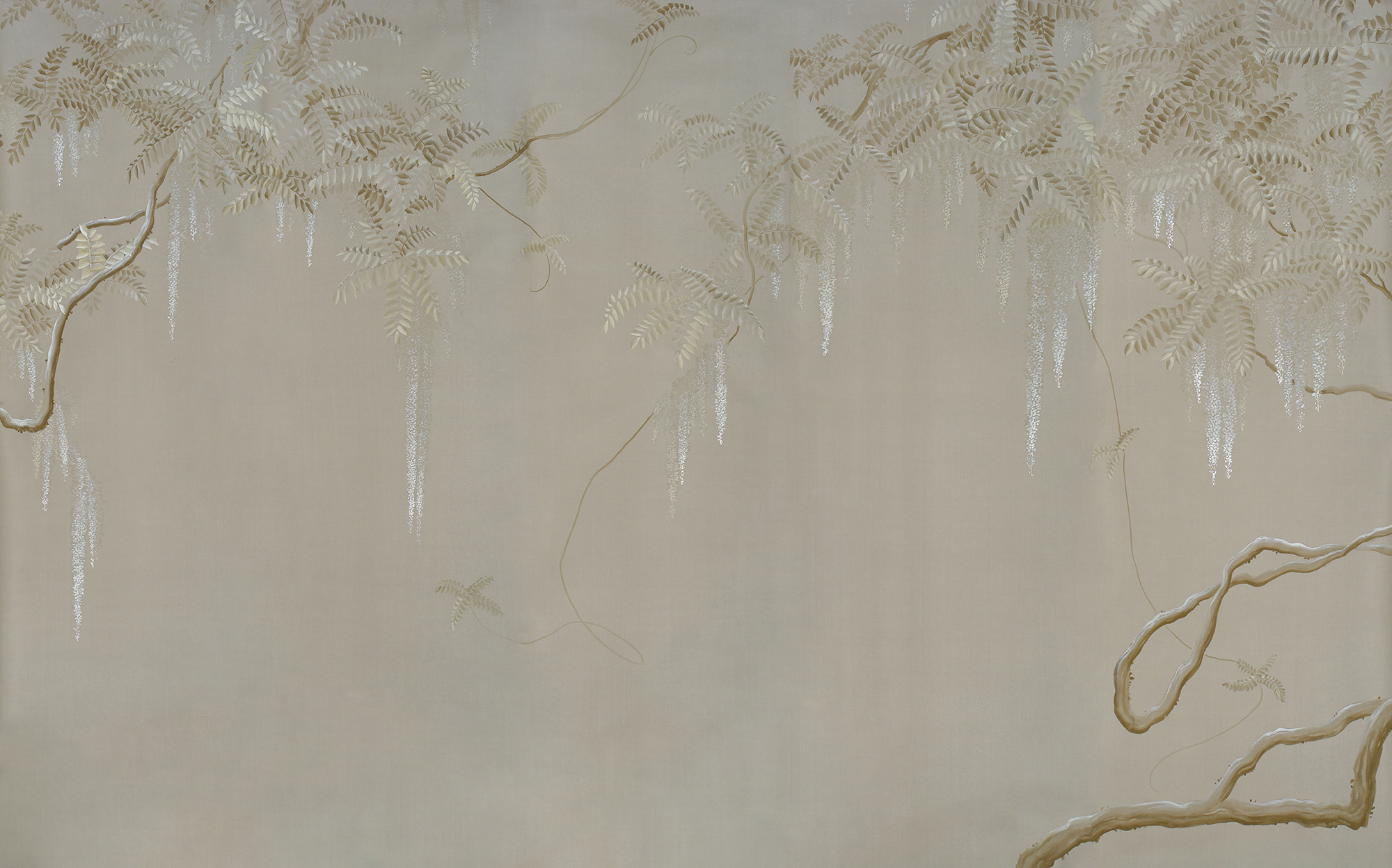 Обои ручная роспись Wisteria Limewash on Lead Grey dyed silk Обои ручная роспись Wisteria Limewash on Lead Grey dyed silk - постер Loft-Concept в Рязани