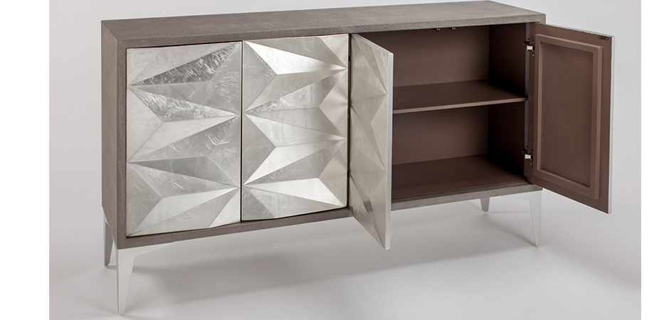 Комод с геометрическим рельефным фасадом Mirrored Doors Серебристый Комод с геометрическим рельефным фасадом Mirrored Doors Серебристый - Loft-Concept в Рязани