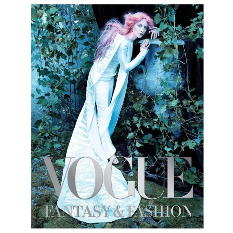 Книга Vogue Fantasy & Fashion photography book Книга Vogue Fantasy & Fashion photography book в Рязани | Loft Concept