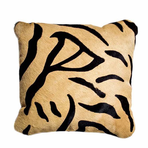 Подушка меховая Tiger Бежево-серый Черный Подушка меховая Tiger Бежево-серый Черный в Рязани | Loft Concept