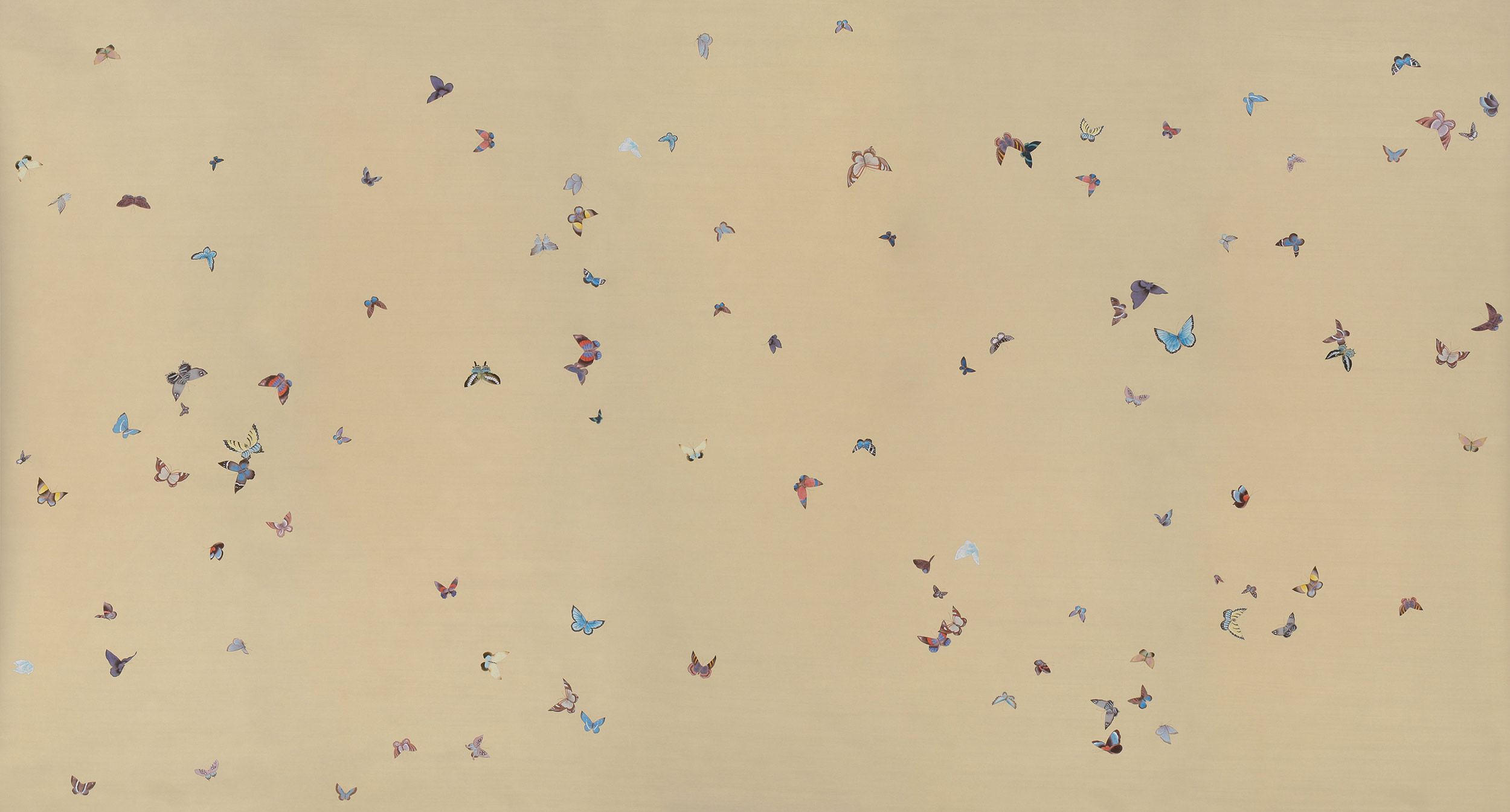 Обои ручная роспись Butterflies Icarus on New Faint Gold metallic silk Обои ручная роспись Butterflies Icarus on New Faint Gold metallic silk - постер Loft-Concept в Рязани