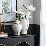 Ваза с золотыми полосами на белом фоне Chinoiserie Ceramics варинант исполнения - 1 | Loft Concept в Рязани