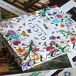 Подарочная коллекционная книга для дизайнеров Gucci. The Art of Silk Assouline варинант исполнения - 8 | Loft Concept в Рязани