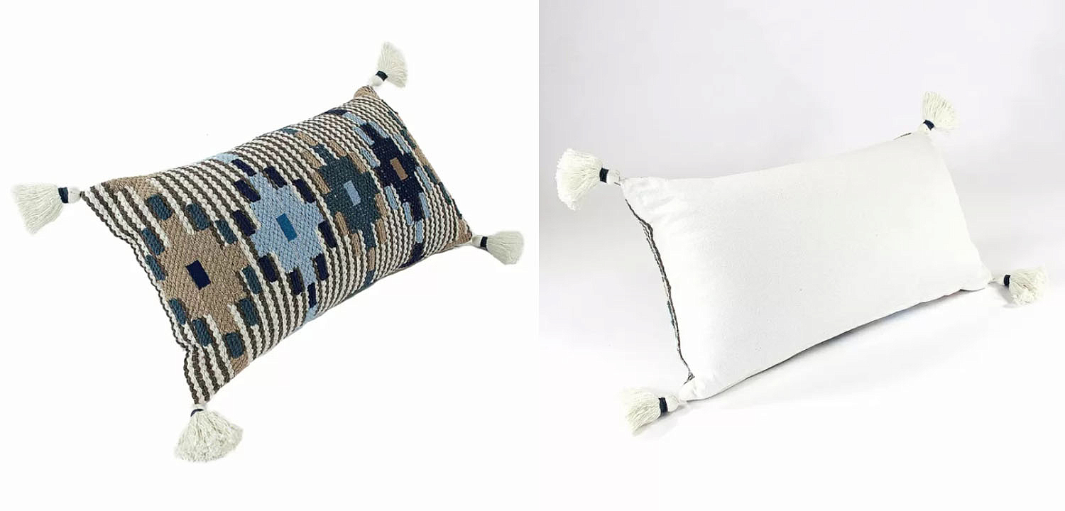 Подушка Blue Ikat с кисточками Подушка Blue Ikat с кисточками - Loft-Concept в Рязани