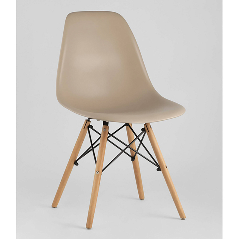 Пластиковый стул на ножках из массива бука Eames Beige Бежевый Древесина в Рязани | Loft Concept 