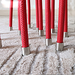 Дизайнерский журнальный стол с круглой прозрачной столешницей и основанием в виде красных металлических тросов Wires варинант исполнения - 3 | Loft Concept в Рязани