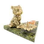 Подсвечник с фигуркой тигра из бронзы и натурального камня змеевик Stone Candlestick варинант исполнения - 1 | Loft Concept в Рязани