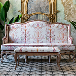 Банкетка из массива бука бежевая с растительным орнаментом Raffael Beige Floral Banquette варинант исполнения - 4 | Loft Concept в Рязани