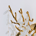 Бра золотого цвета с ветвями и белыми овальными стеклянными подвесками Droplet Chandelier варинант исполнения - 4 | Loft Concept в Рязани