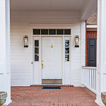 Настенный фонарь цилиндрической формы с рифленым стеклом в золотом каркасе на черном прямоугольном основании Eurofase варинант исполнения - 8 | Loft Concept в Рязани