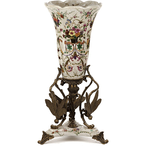 Фарфоровая ваза Bud on Bronze Legs