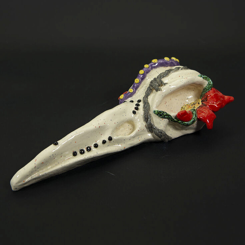 Скульптура CROWN SKULL Бежевый Красный Фиолетовый Скульптура CROWN SKULL Бежевый Красный Фиолетовый в Рязани | Loft Concept