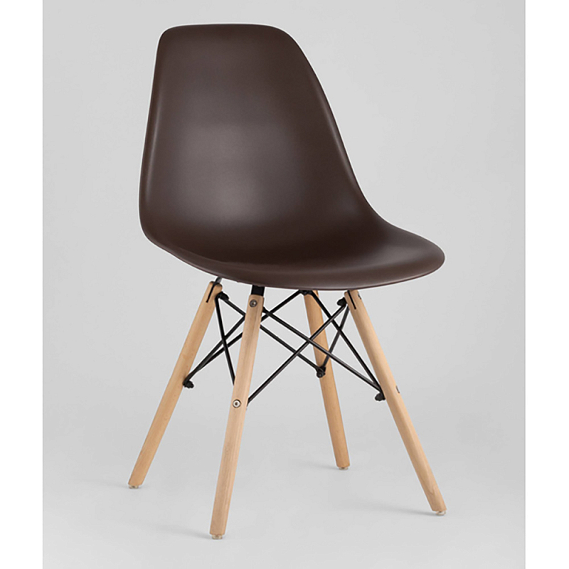 Пластиковый стул на ножках из массива бука Eames Brown Коричневый Древесина в Рязани | Loft Concept 