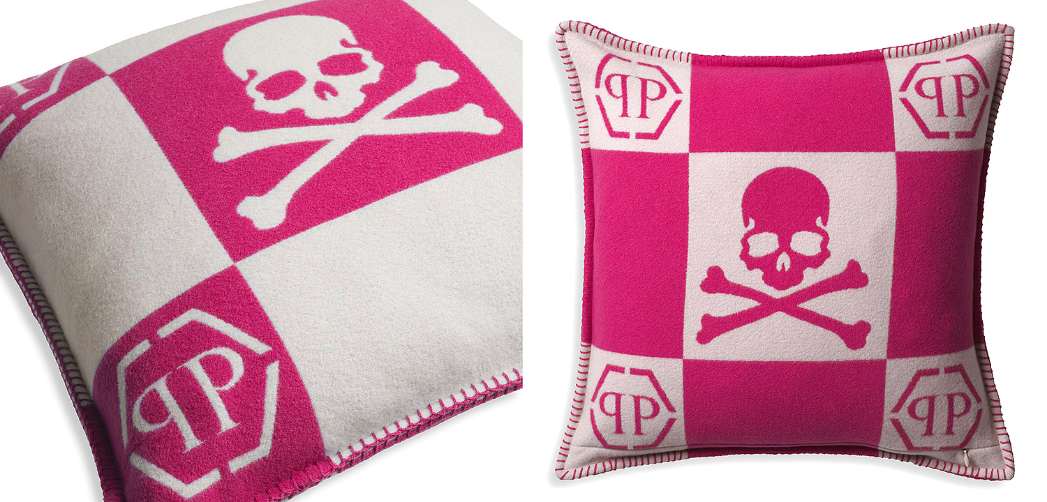 Подушка Philipp Plein Cushion Cashmere Skull 45 x 45 Pink Подушка Philipp Plein Cushion Cashmere Skull 45 x 45 Pink - Loft-Concept в Рязани