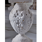 Приставной столик с резным античным узором Antique Engraving варинант исполнения - 3 | Loft Concept в Рязани