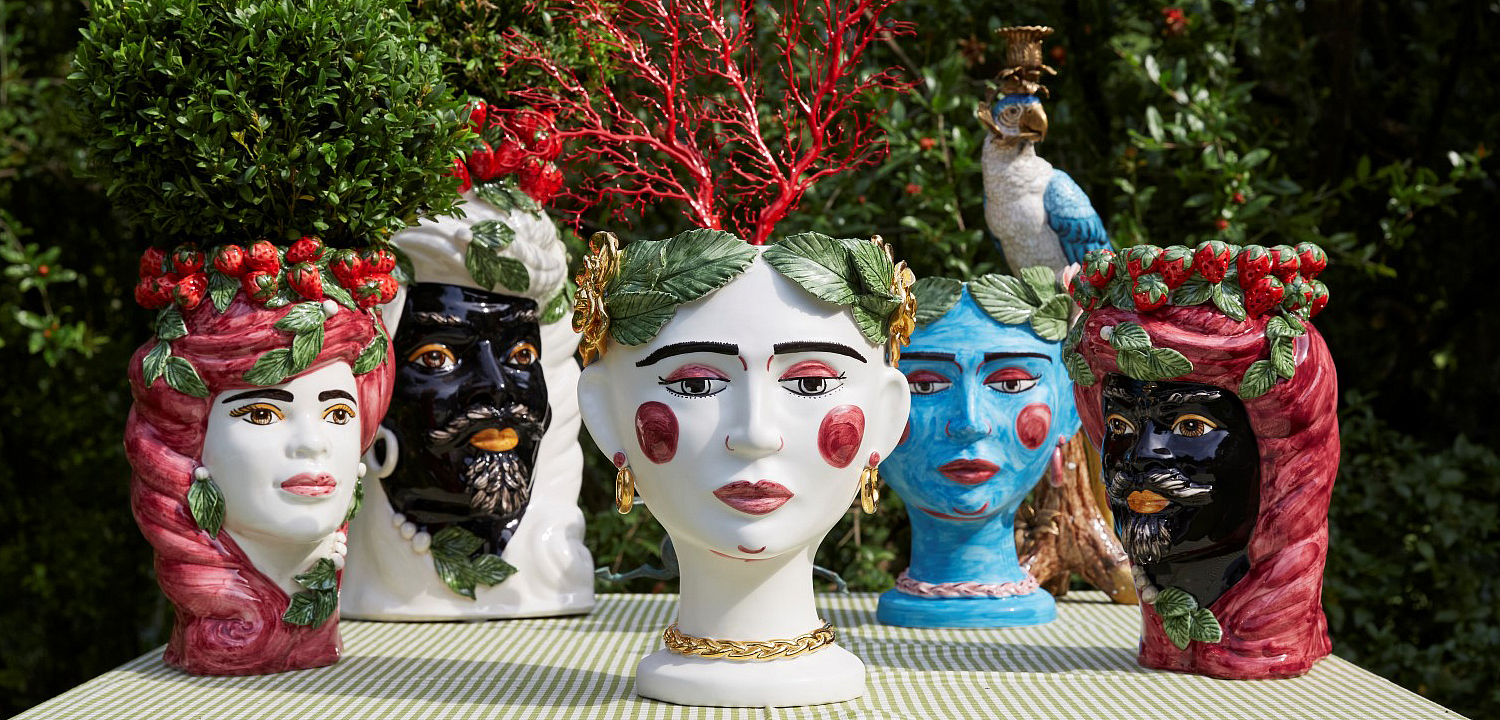 Ваза VASE STRAWBERRIES HEAD LADY BIG White Ваза VASE STRAWBERRIES HEAD LADY BIG White - Loft-Concept в Рязани