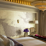 Обои ручная роспись в стиле Арт-деко Whistler Peacocks Special Colourway on 12 Carat White Gold gilded silk варинант исполнения - 1 | Loft Concept в Рязани