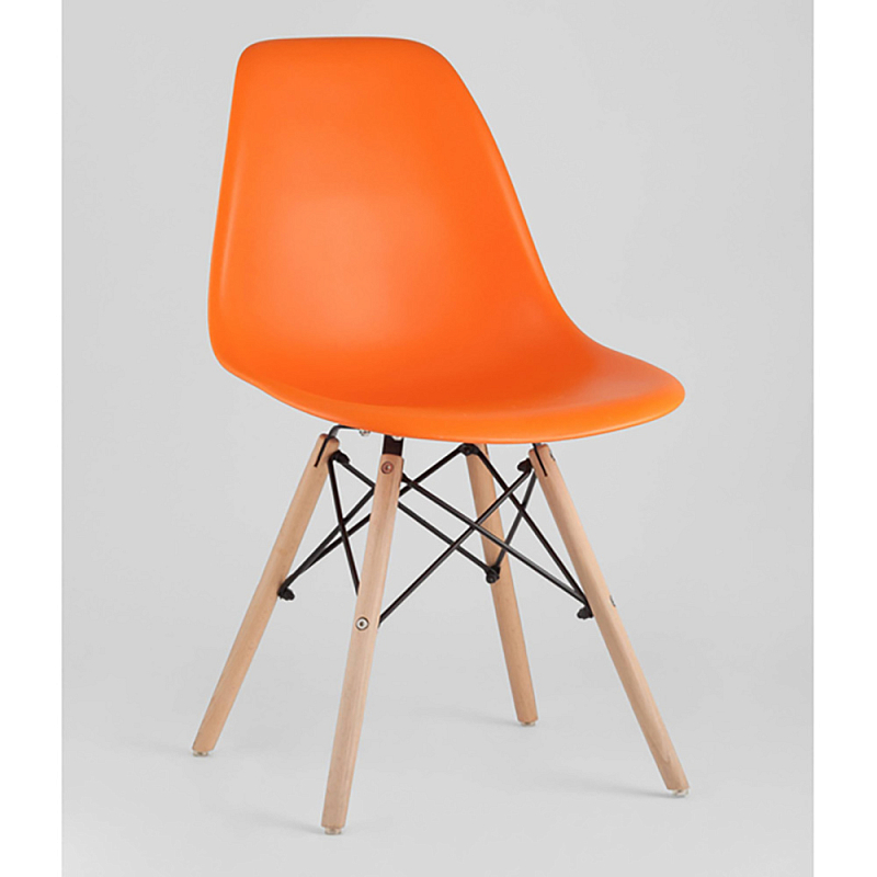 Пластиковый стул на ножках из массива бука Eames Orange Оранжевый Древесина в Рязани | Loft Concept 