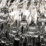 Люстра подвесная с прозрачными стеклянными подвесками в форме капель Диаметр 80 см Droplet Chandelier варинант исполнения - 10 | Loft Concept в Рязани