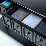 Черная консоль с выдвижными ящиками Monica варинант исполнения - 2 | Loft Concept в Рязани