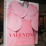 Подарочная Книга Valentino: Themes and Variations варинант исполнения - 3 | Loft Concept в Рязани
