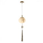 Подвесной светильник с шарообразным плафоном из белого стекла с подвеской из камня и кисточкой Agatelle варинант исполнения - 3 | Loft Concept в Рязани