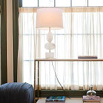 Настольная лампа на фигурном мраморном основании Conundrum варинант исполнения - 5 | Loft Concept в Рязани